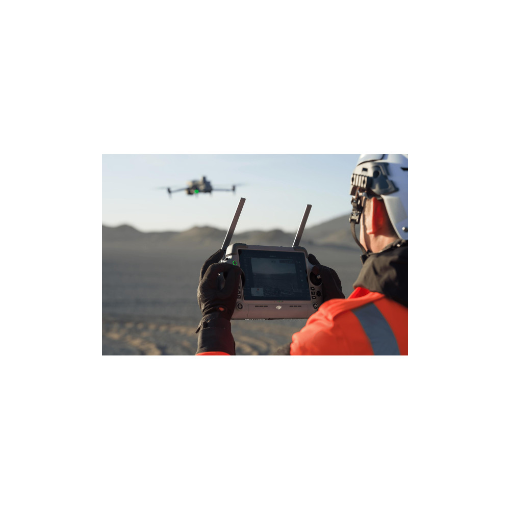 Dron DJI Matrice 4T z ubezpieczeniem DJI Care Plus – Klasa C2