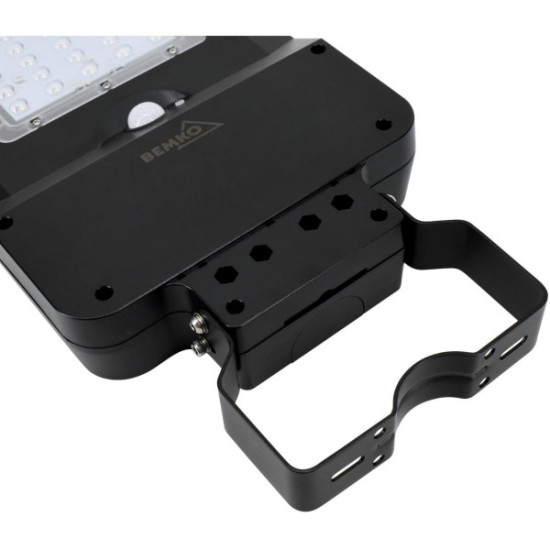 SOLARNA OPRAWA ULICZNA LED SOLGER 25W 3000LM 4000K IP65 CZARNY CZ. PIR