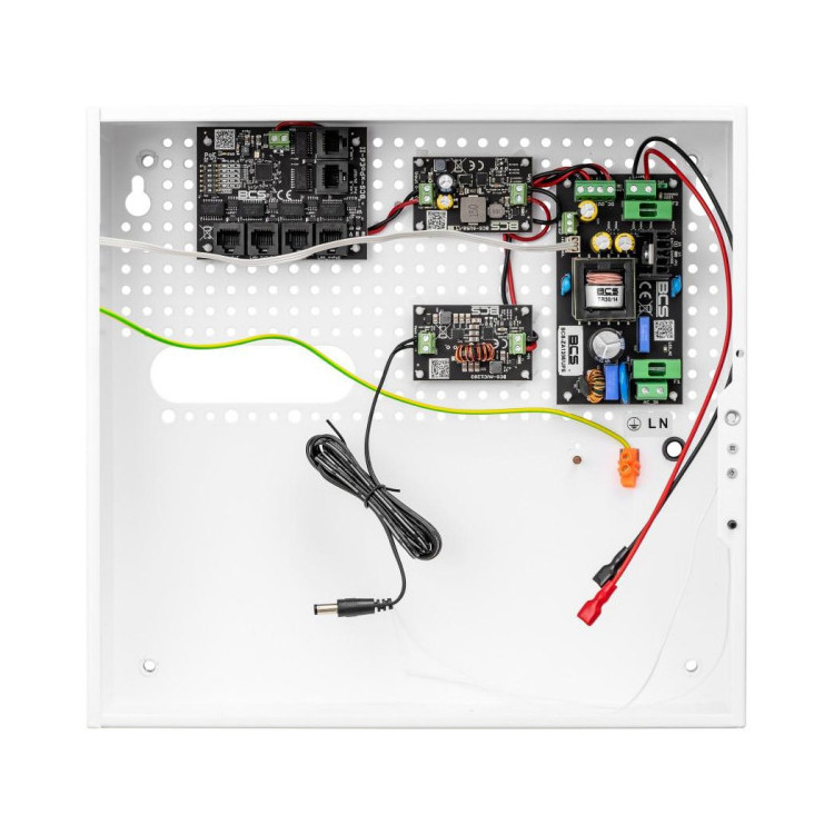 Zestaw do zasilania buforowego 5 odbiorników PoE BCS POWER BCS-UPS/IP4/E-S
